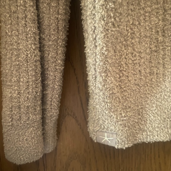 Barefoot Dreams Cozychic Lite Ribbed V-Neck Button Down Cardigan/Sweater - Picture 3 of 11